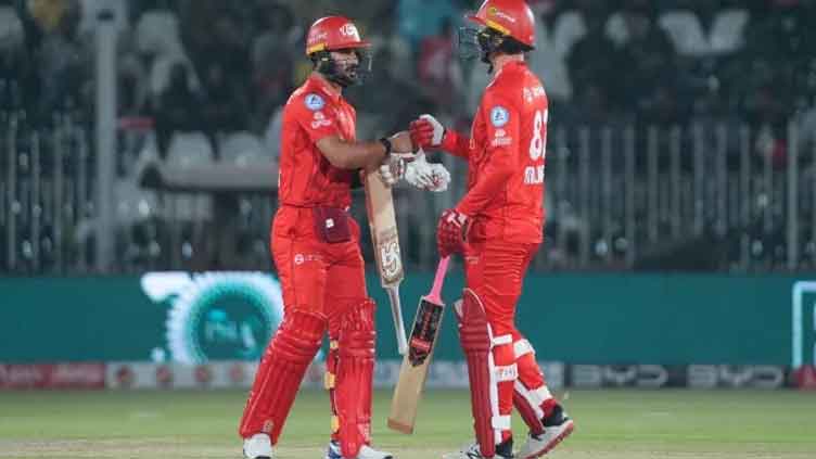 Farhan, Imad power United to one-sided victory against Zalmi