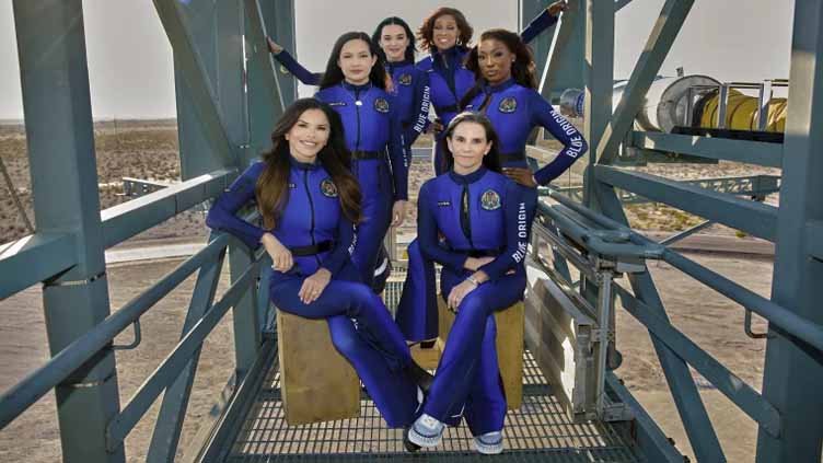 Blue Origin launches an all-female celebrity crew with Katy Perry, Gayle King and Lauren Sanchez