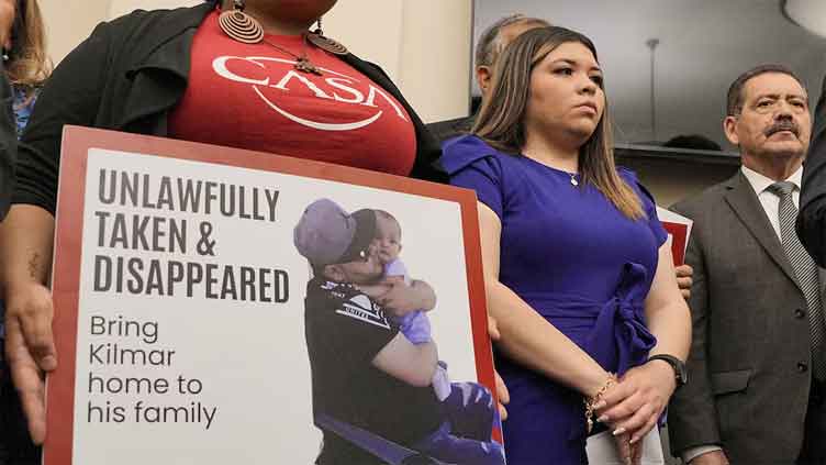 Venezuelan migrants told of imminent deportation under US wartime law