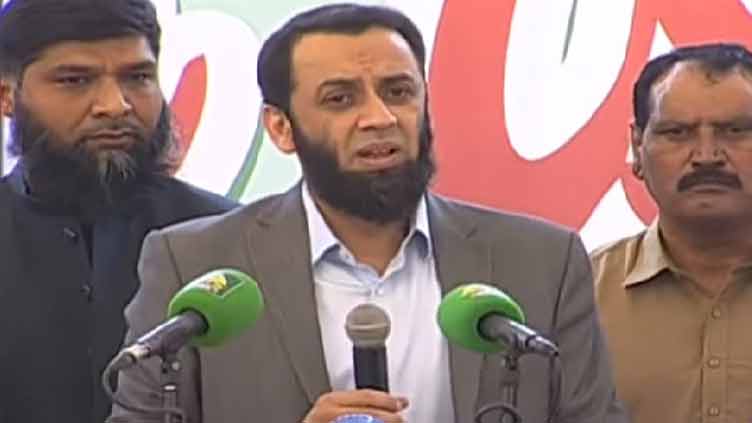 Economy moving in right direction, says Atta Tarar