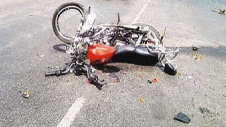 Three killed in truck, motorcycle collision in Faisalabad