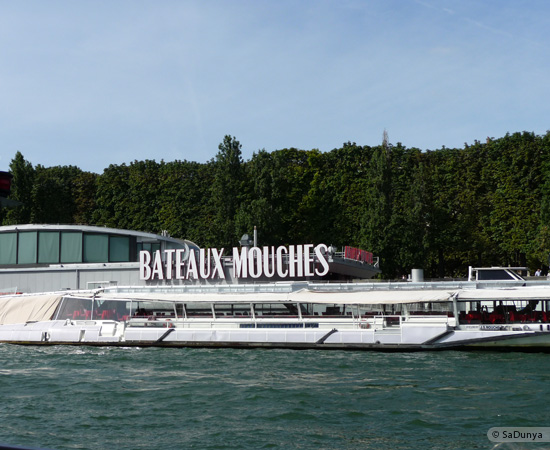 8 /26 - Aby fait un tour en bateau sur la Seine